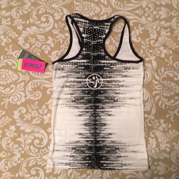 Zumba work out tank. - Picture 2 of 3